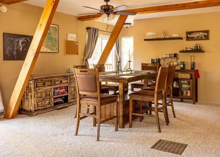 Furnished Deck + Fire Pit: *
